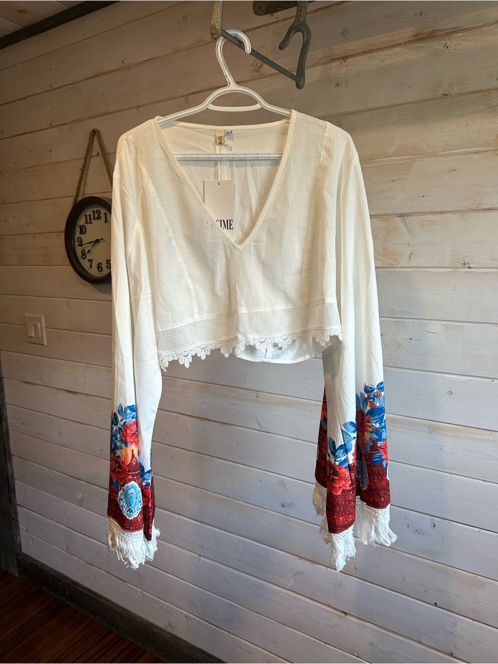 Ursime | NWT White Bohemian Floral Long Sleeve Top